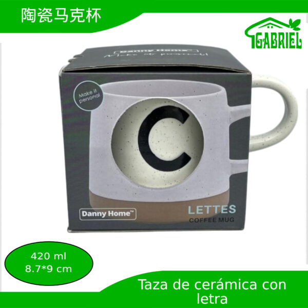 Taza de Cerámica con Diseño de Letra C 8.7x9 cm 420 ml