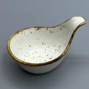 4.75"dish
12*8.5*6cm
Porcelain
151g