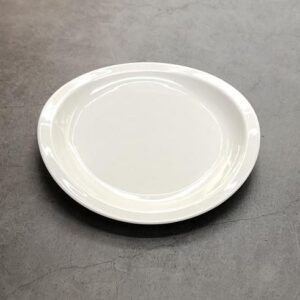 Plato de Porcelana Blanco – Diseño Clásico y Funcional