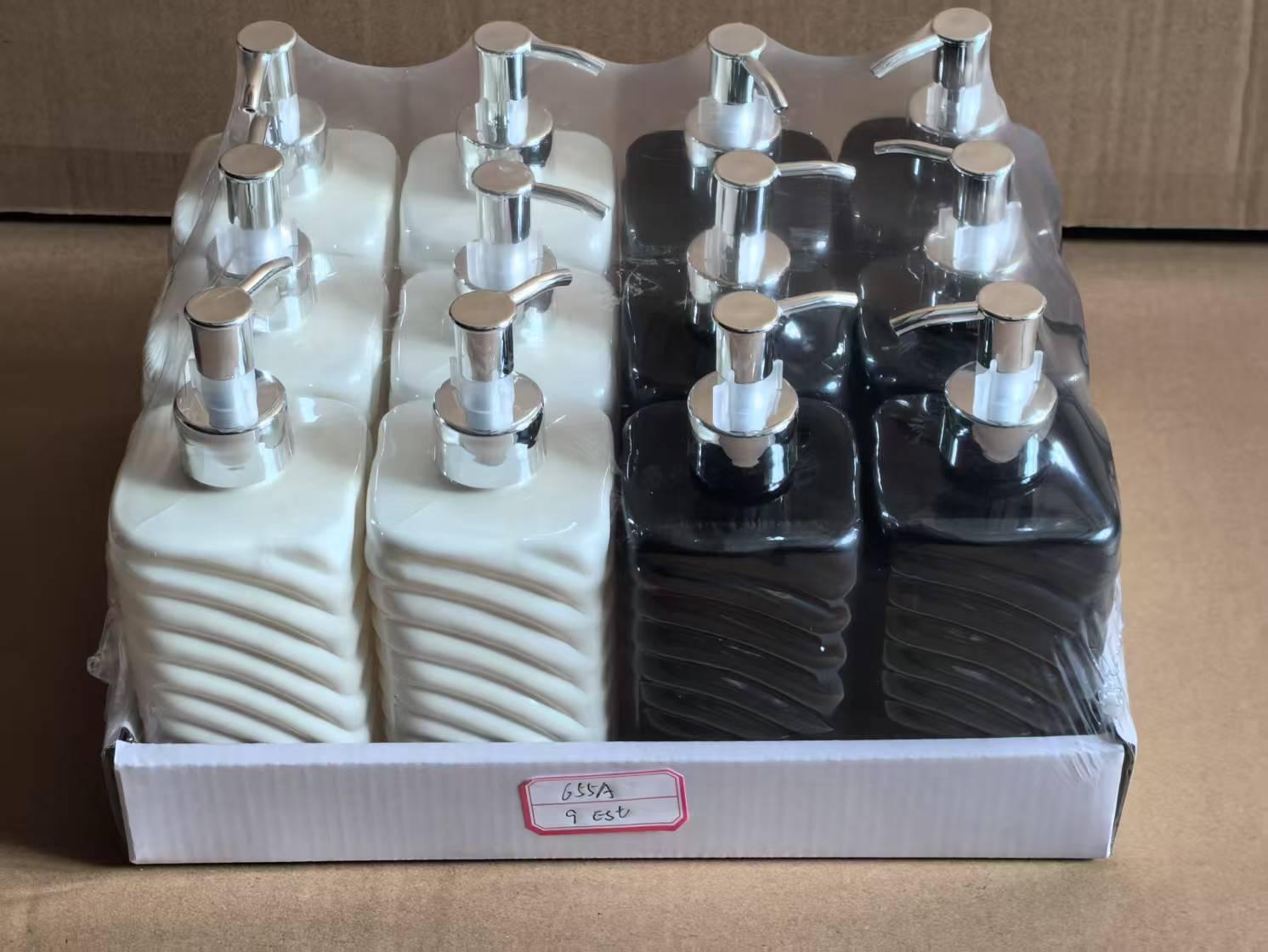 方形斜纹沐浴露瓶BOTELLA DE GEL DE DUCHA 16 PCS