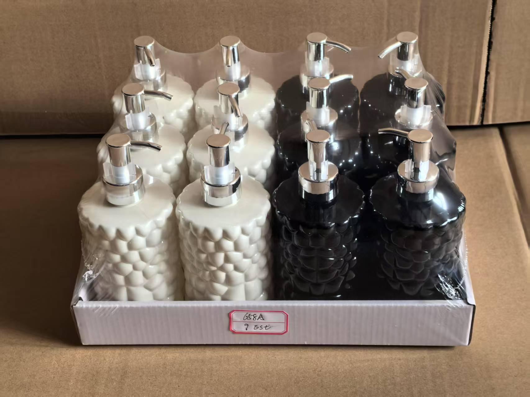 圆形鳄鱼纹沐浴露瓶BOTELLA DE GEL DE DUCHA 16 PCS