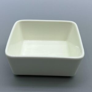 3.5″Square dish
6pcs/inner box；unit：pcs
9*4cm
Porcelain
189g”