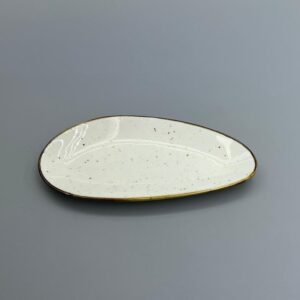 10.25“plate
25.8*12.5*2cm
Porcelain
348g