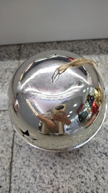 Esfera Campanilla de 15 cm
