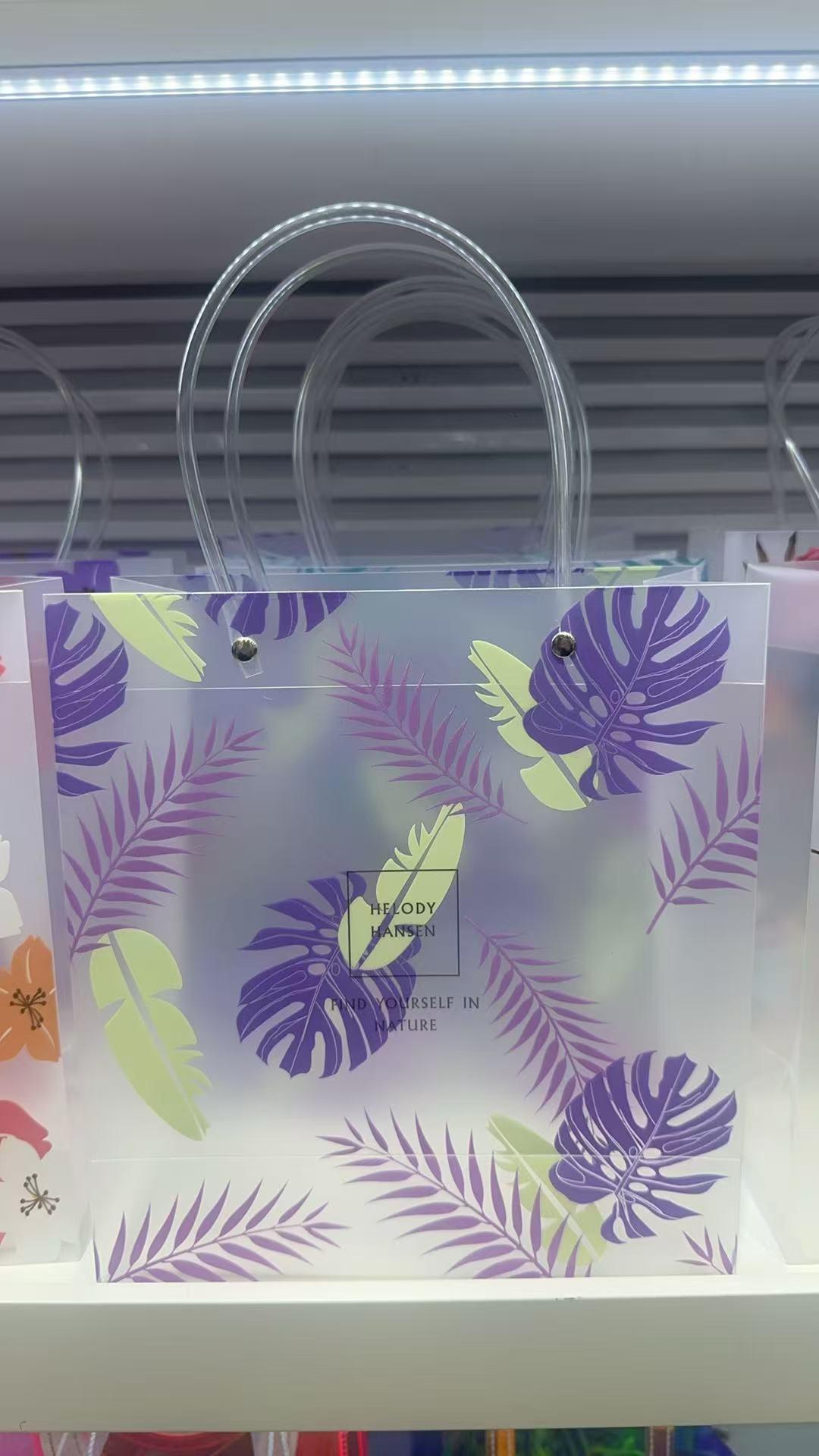 Bolsa vertical de polipropileno para flores con hojas de monstera