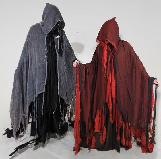 Túnica de terror con capucha y bordes rasgados