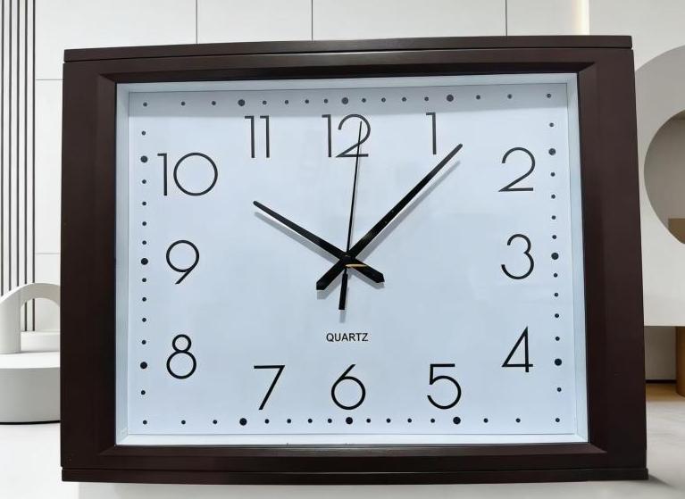 Reloj de pared rectangular XH-64131-1 de 41 cm