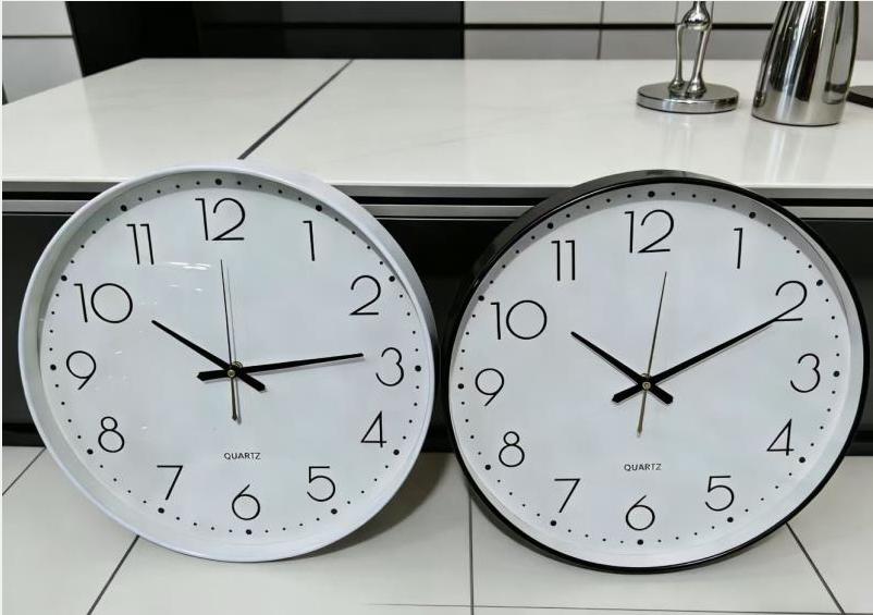 Reloj de pared redondo XH-6635-1 de 35 cm