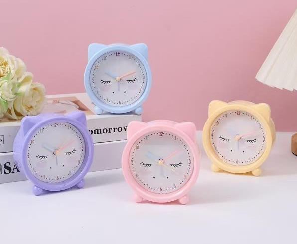 Despertador de gato sonriente XHY-634XL