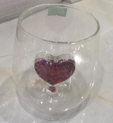 Vaso sin asa con corazón y lentejuelas