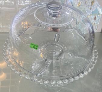 Campana para torta con detalles de puntos en relieve