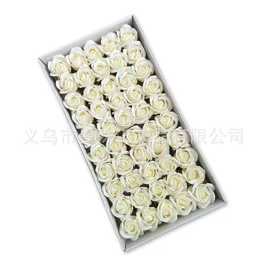 Rosa decorativa de 3 capas color blanco crema