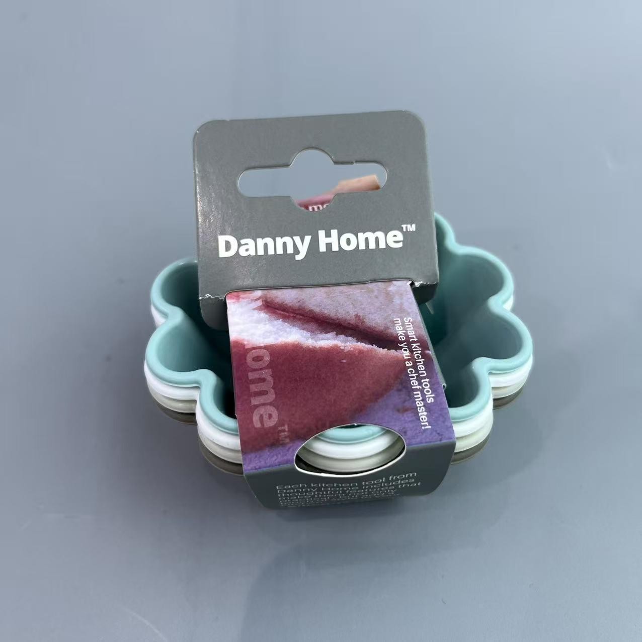 Set de 4 moldes de silicona con flor de 8 x 7 x 4 cm