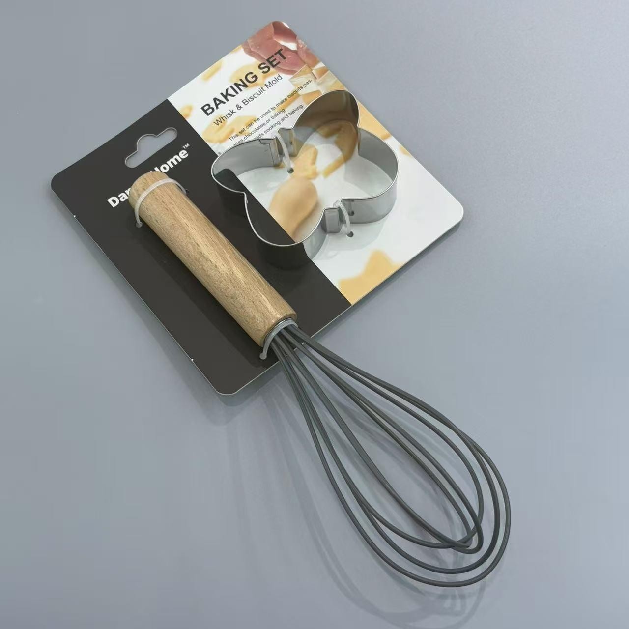 Set de batidor y cortador de galletas, 2 piezas