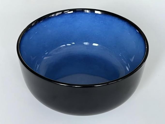 Bowl de porcelana con interior azul de 15,5 x 15,5 x 7 cm