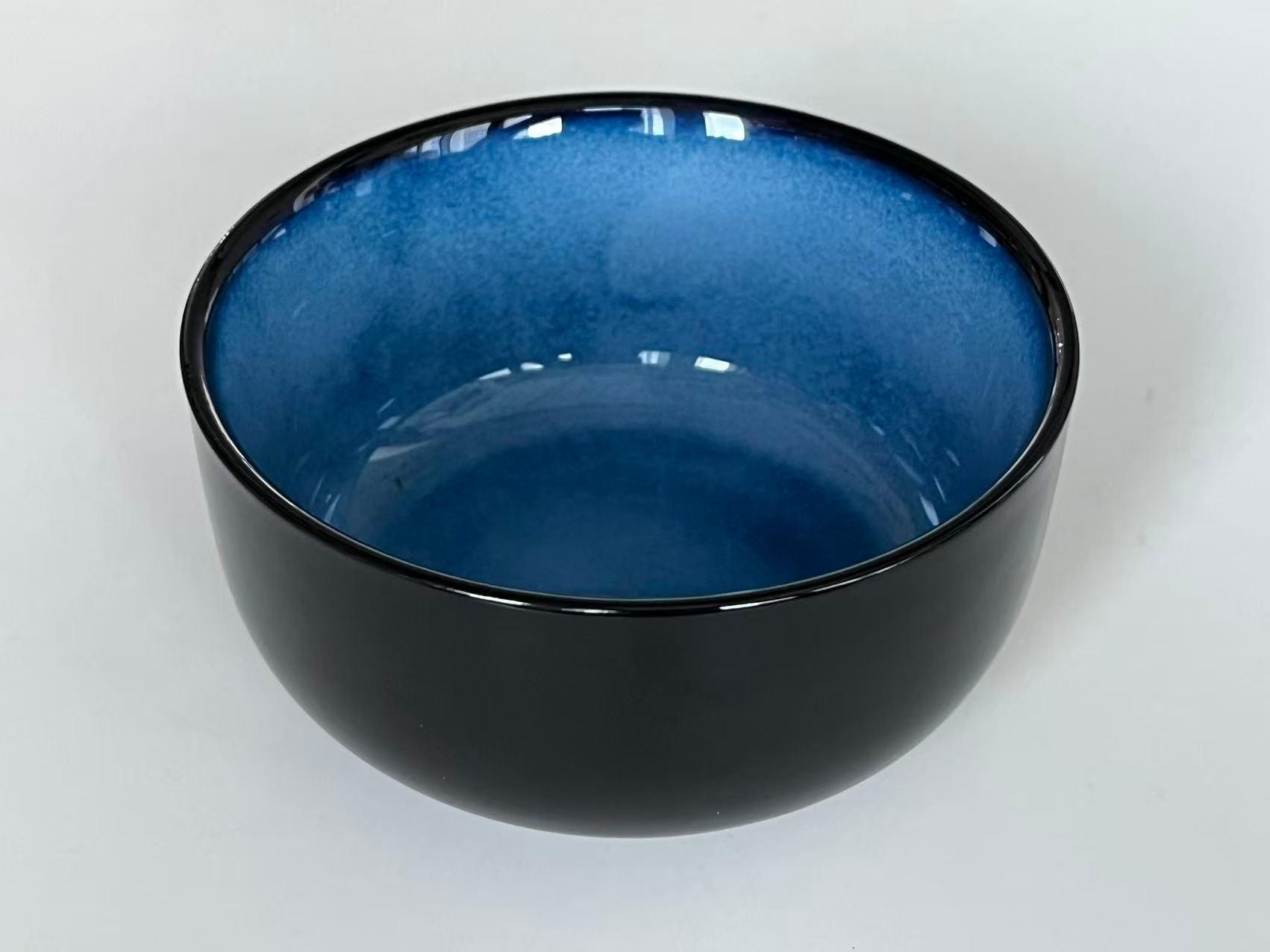 Bowl de porcelana con interior azul de 12,5 x 12,5 x 6 cm