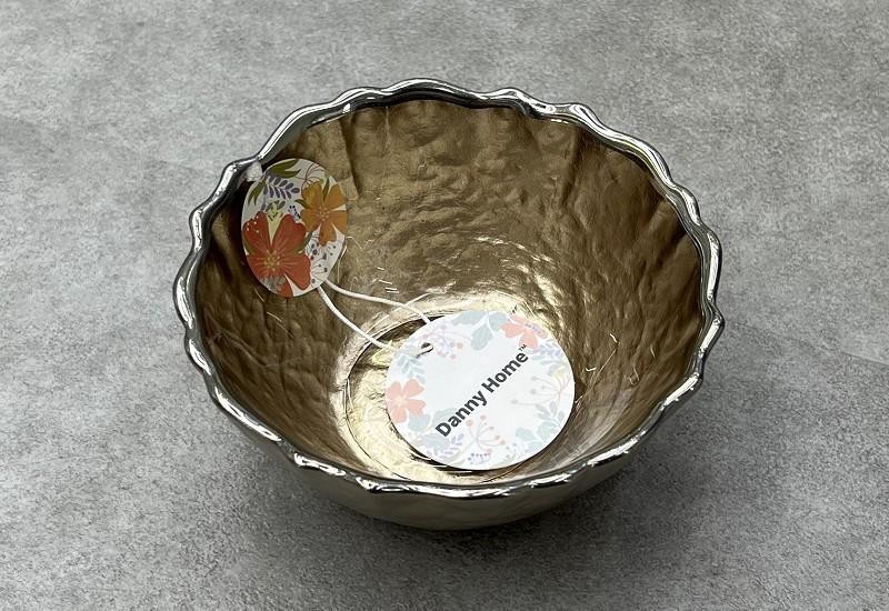 Bowl hondo de vidrio con acabado dorado ondulado de 15 x 6,5 cm