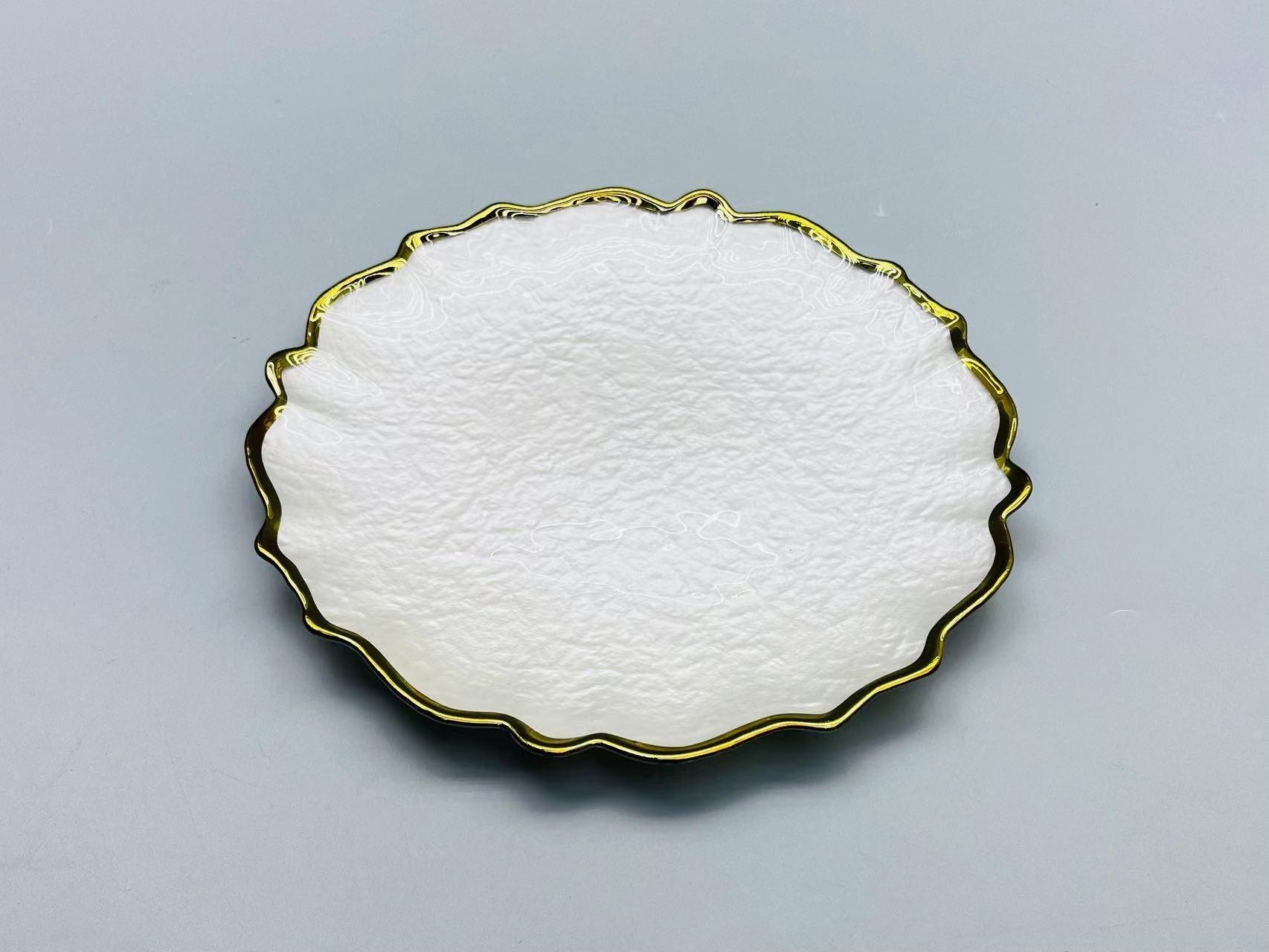 Plato de fondo de vidrio con borde ondulado dorado de 27 x 2 cm